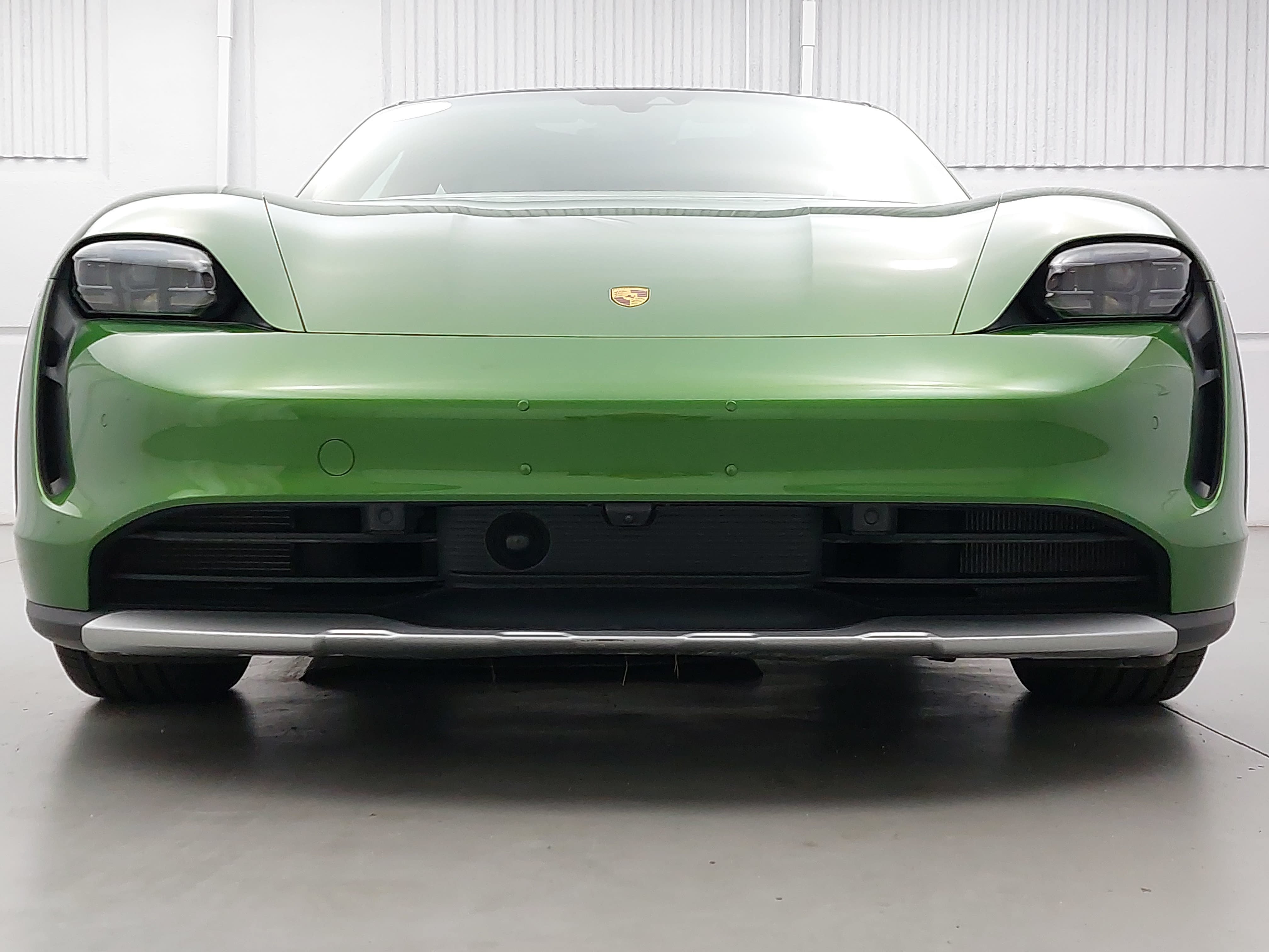 Certified 2022 Porsche Taycan 4S AWD/4WD image 10