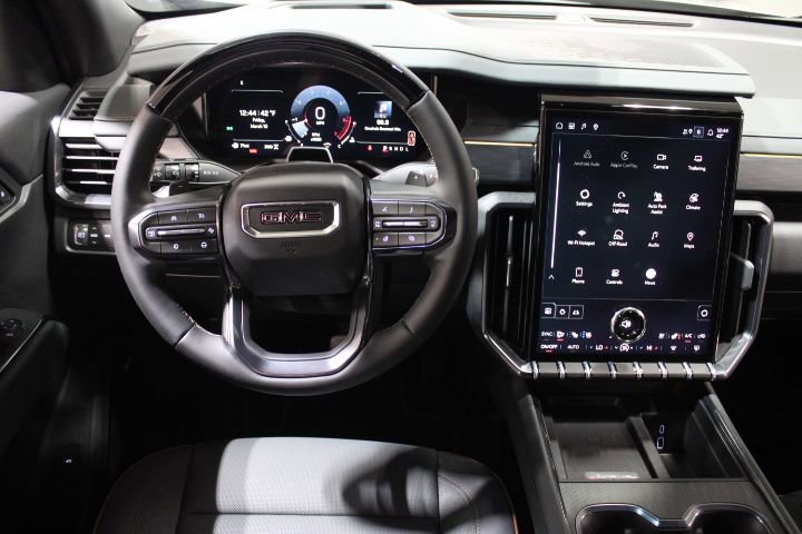 New 2026 GMC Acadia AT4 w/ Super Cruise Package image 30