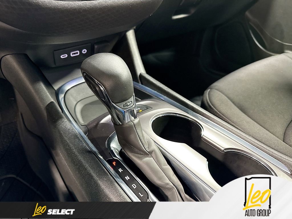 Used 2021 Chevrolet Malibu LT FWD image 16