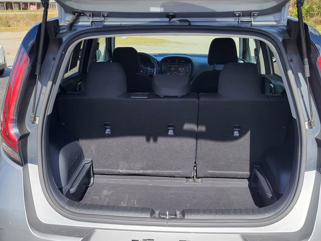 Used 2024 Kia Soul LX w/ Option Group 015 image 4