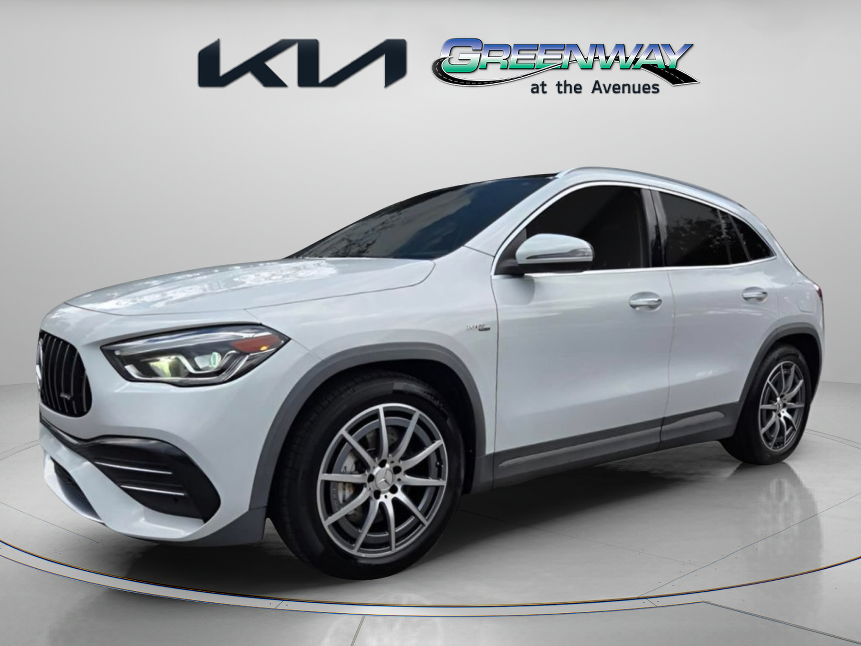 Used 2021 Mercedes-Benz GLA 35 AMG 4MATIC image 3