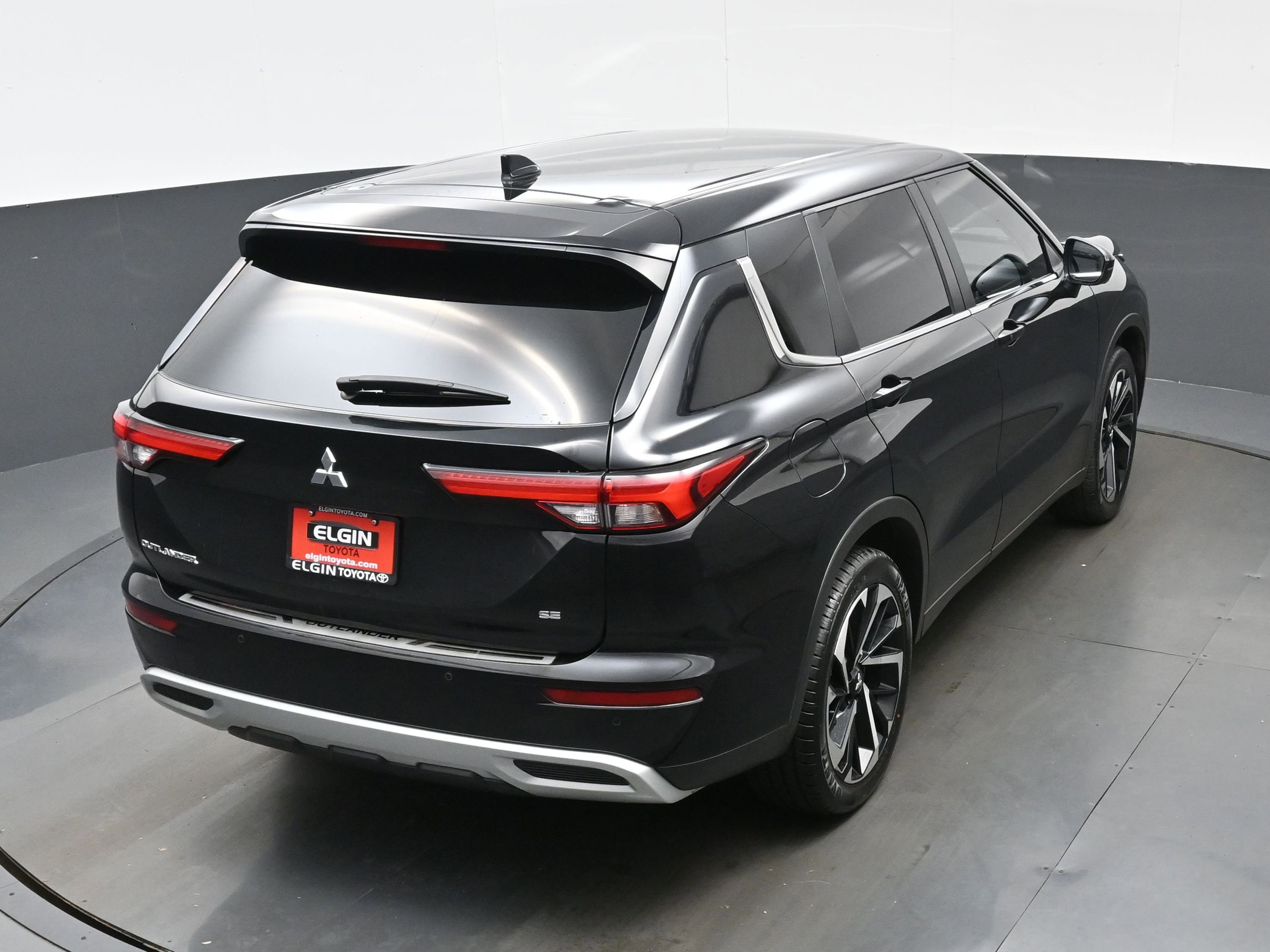 Used 2024 Mitsubishi Outlander SE AWD/4WD image 41