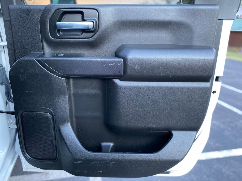 Used 2023 Chevrolet Silverado 2500 LT AWD/4WD image 13