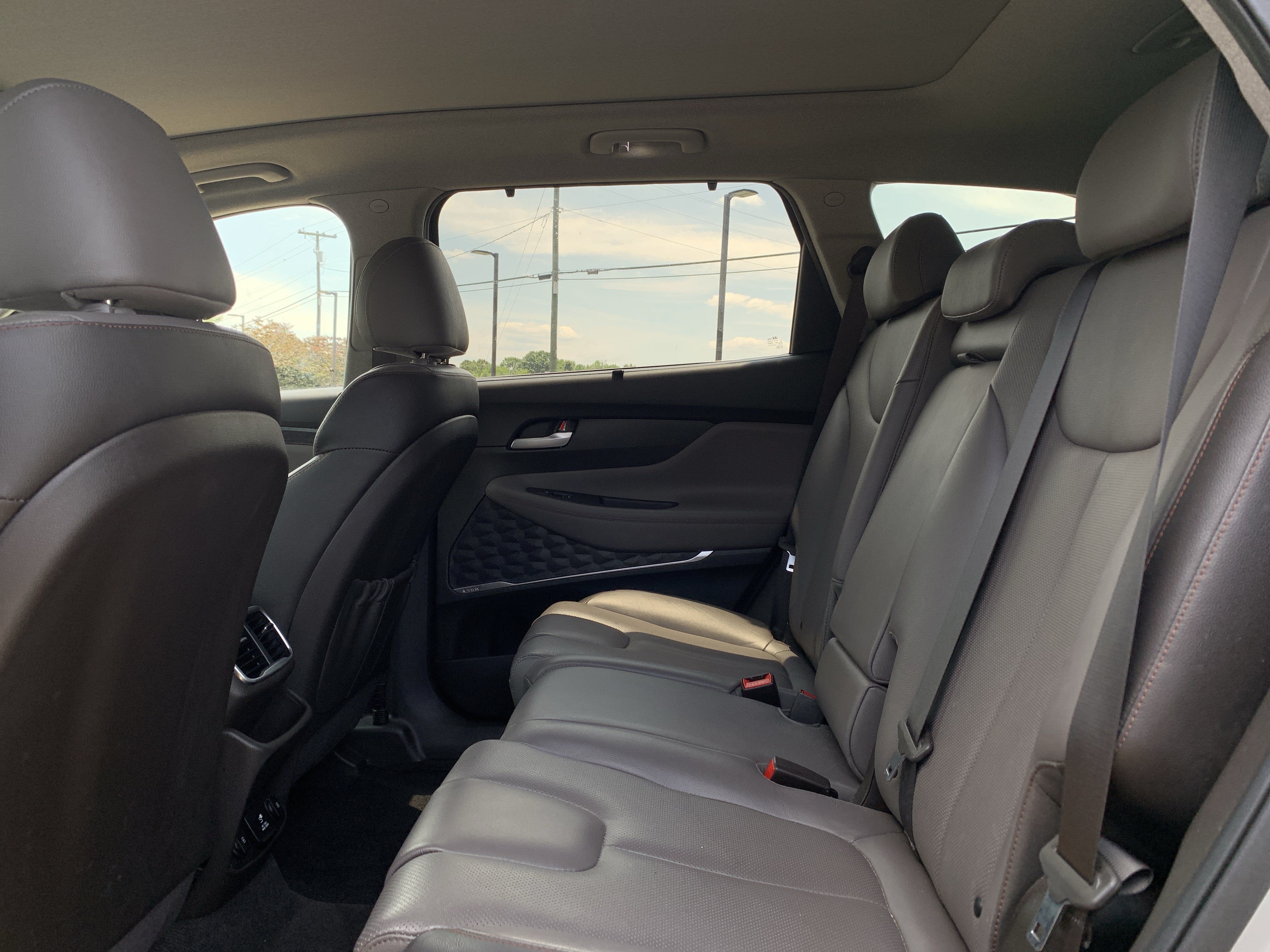 Used 2020 Hyundai Santa Fe Limited w/ Cargo Package FWD image 32
