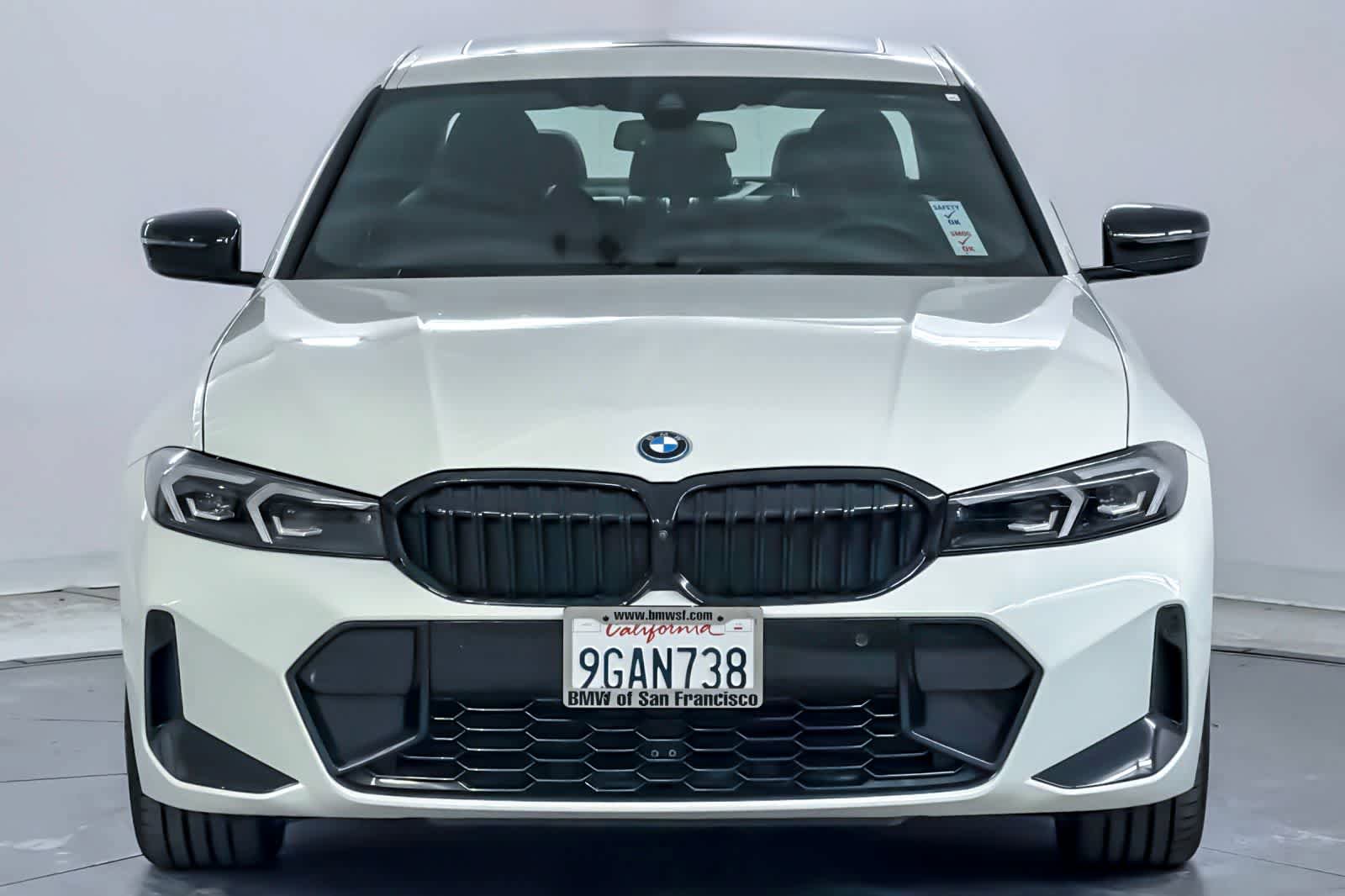 Used 2023 BMW 330e xDrive w/ M Sport Package image 10