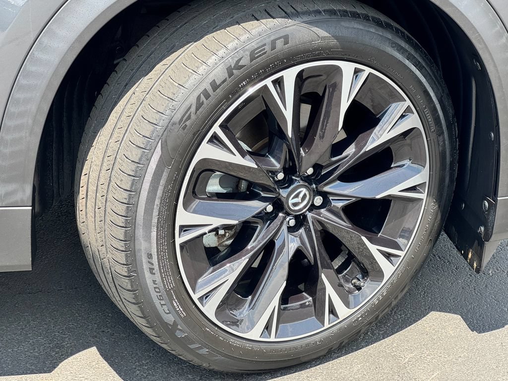 Used 2024 MAZDA CX-90 Plug-In Hybrid w/ Premium Pkg AWD/4WD image 9