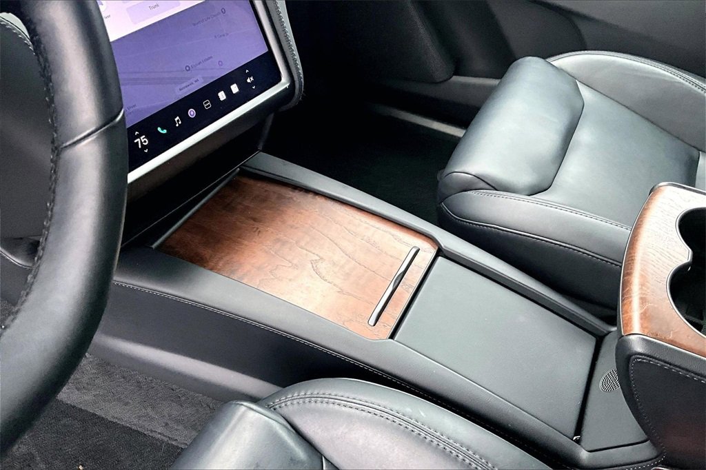 Used 2021 Tesla Model X Long Range image 14