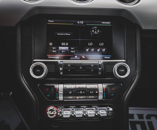 Used 2015 Ford Mustang GT Premium w/ Equipment Group 401A image 4