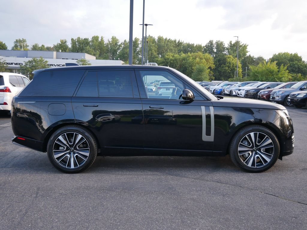 Used 2023 Land Rover Range Rover SE AWD/4WD image 7
