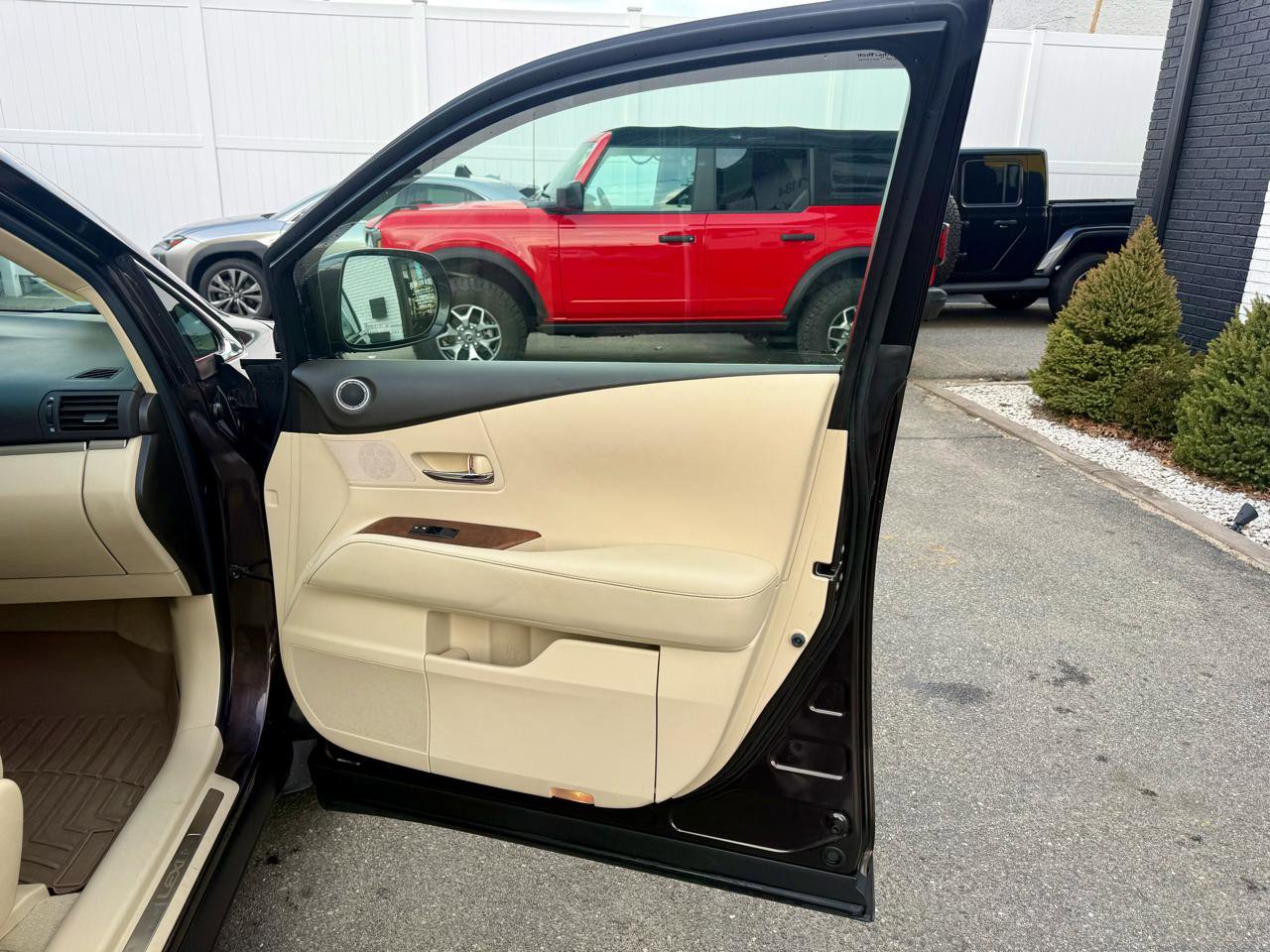 Used 2014 Lexus RX 350 AWD w/ Navigation Package image 25