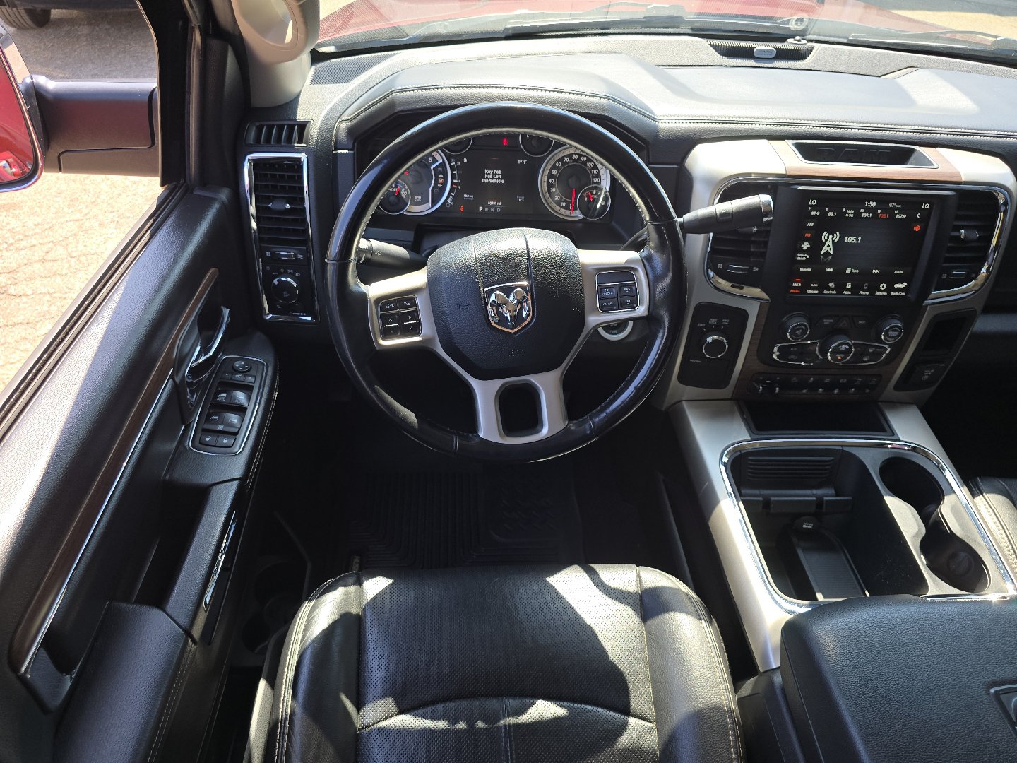 Used 2018 RAM 2500 Laramie w/ Off Road Package AWD/4WD image 32