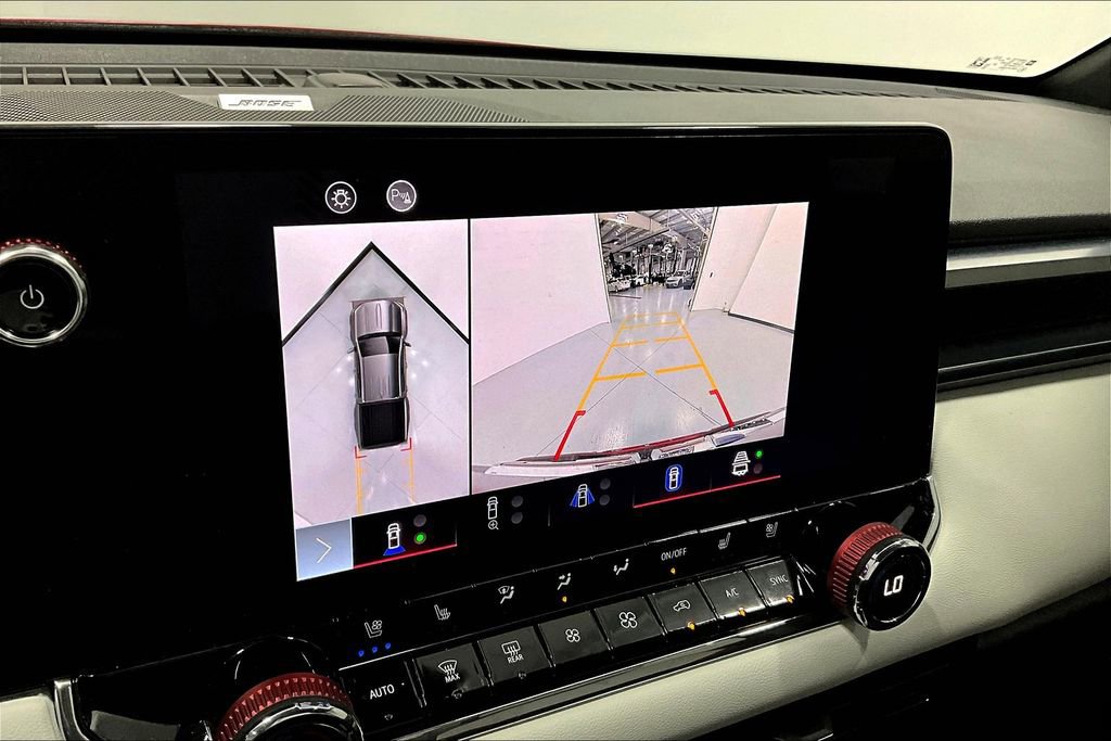 Used 2023 GMC Canyon AT4X image 30