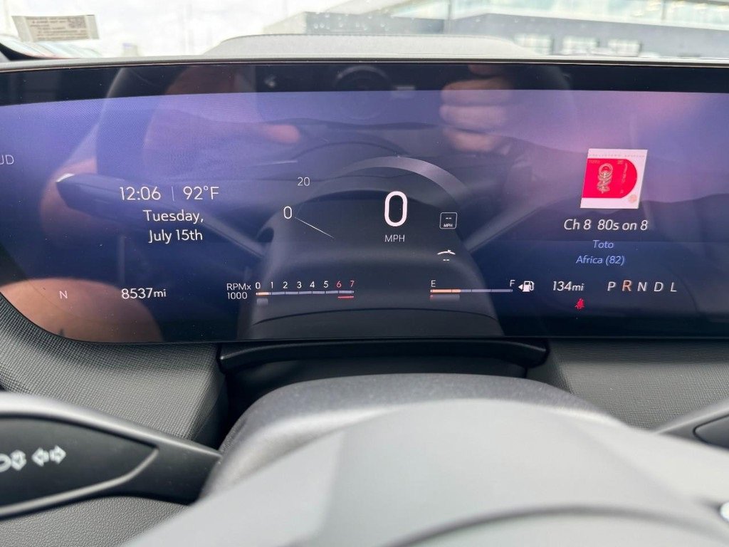 Used 2025 Buick Enclave Sport Touring w/ Power Package image 25