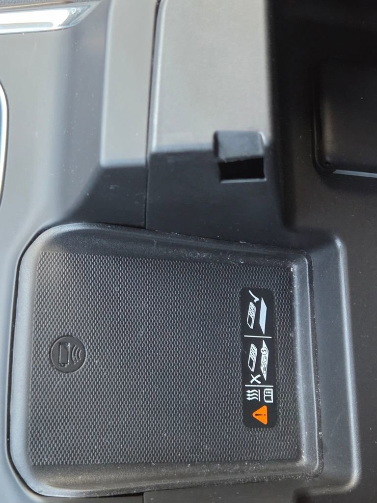 Used 2022 GMC Sierra 1500 SLT w/ SLT Premium Plus Package image 52