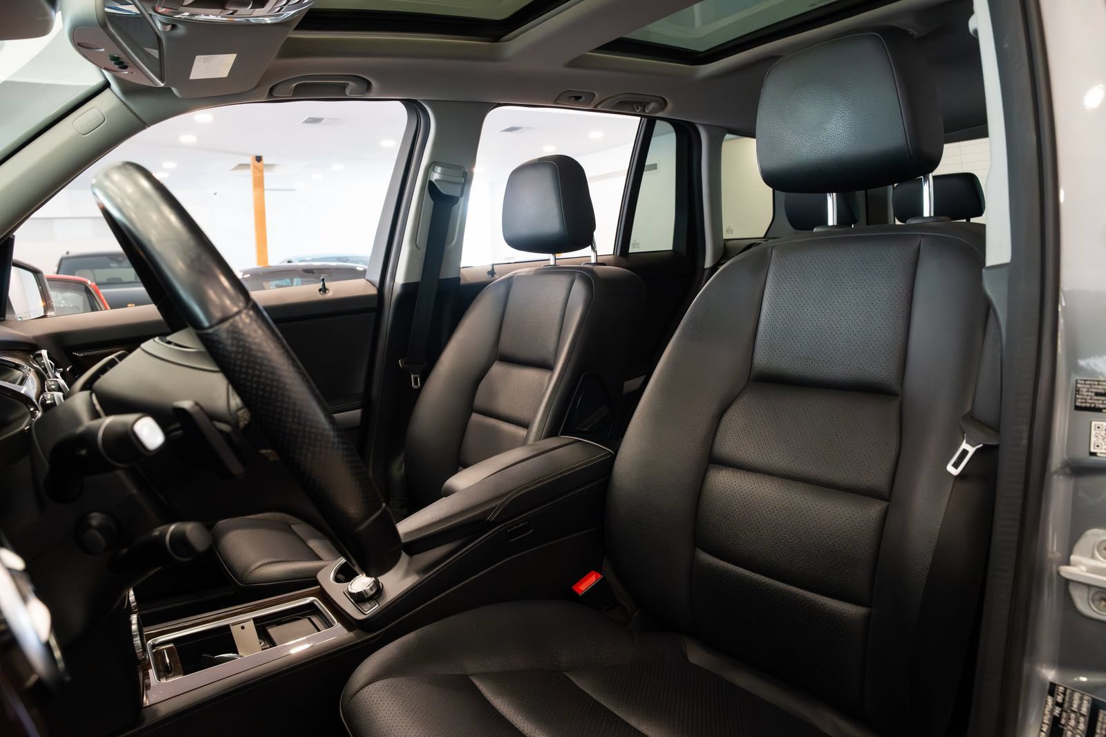Used 2015 Mercedes-Benz GLK 350 4MATIC image 17