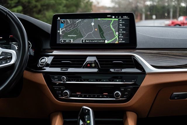 Used 2023 BMW 530i w/ M Sport Package image 30