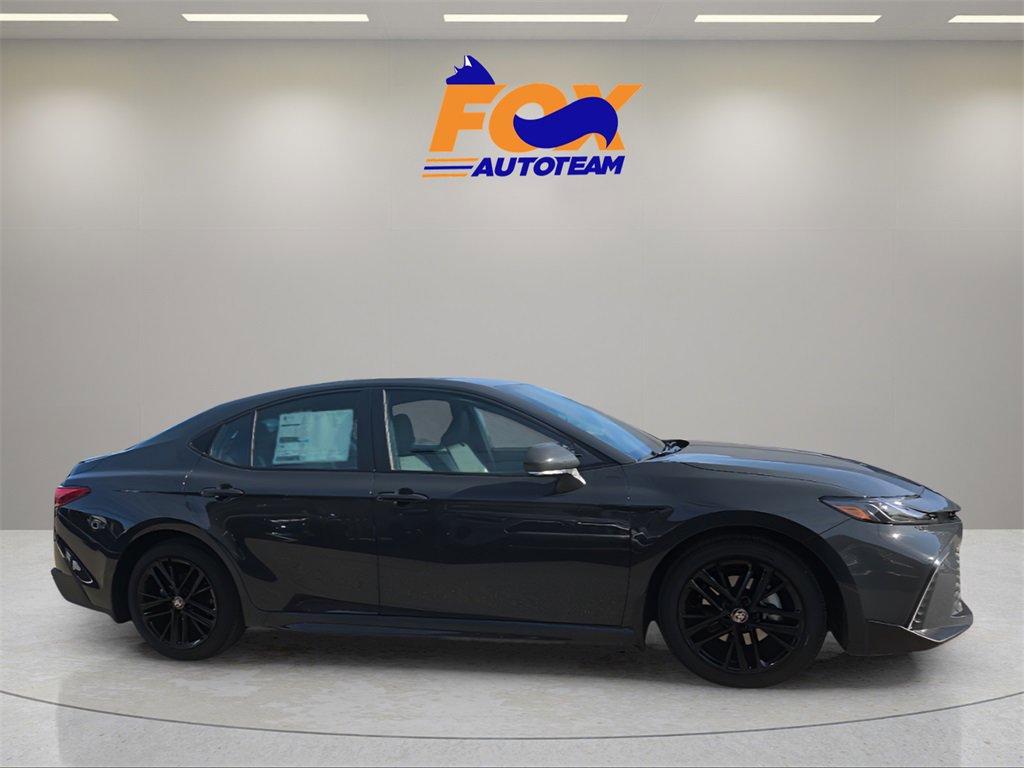 New 2026 Toyota Camry SE image 5