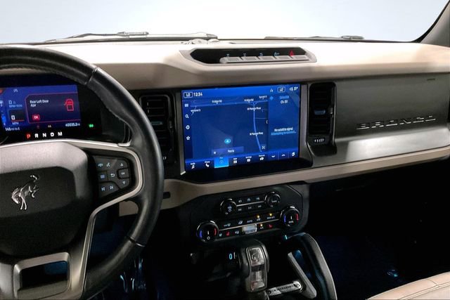 Used 2022 Ford Bronco Wildtrak image 8