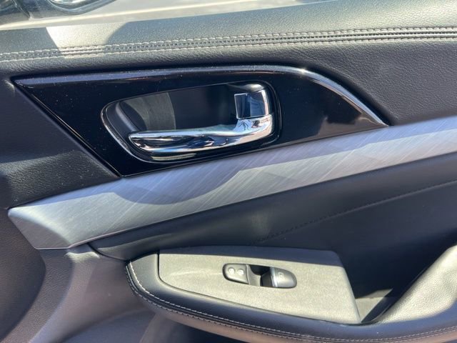 Used 2016 Nissan Maxima 3.5 SL w/ Interior Lighting Package image 34