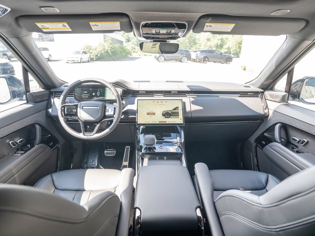 New 2026 Land Rover Range Rover Sport Dynamic SE AWD/4WD image 17