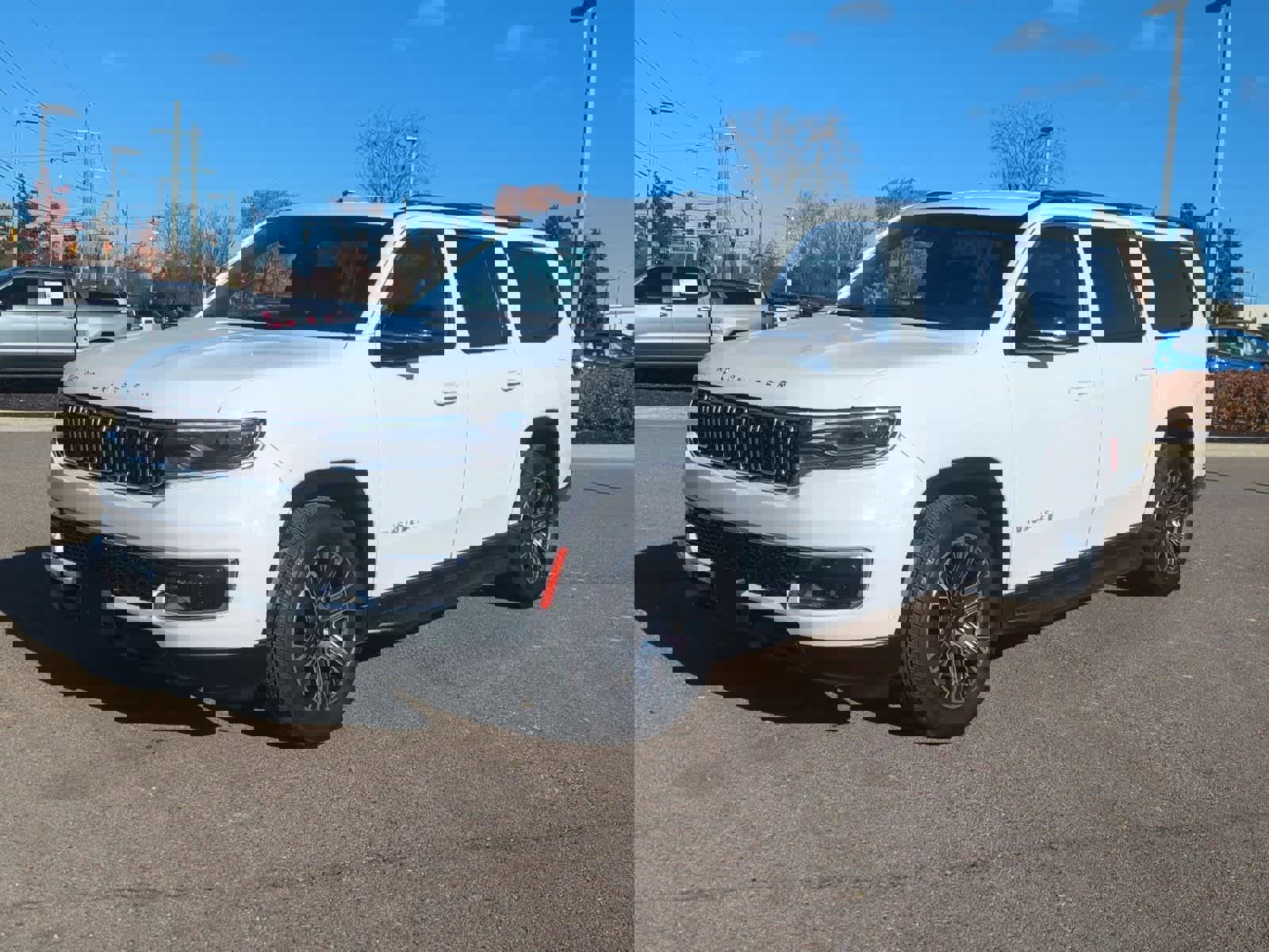 Used 2024 Jeep Wagoneer L Series II image 4