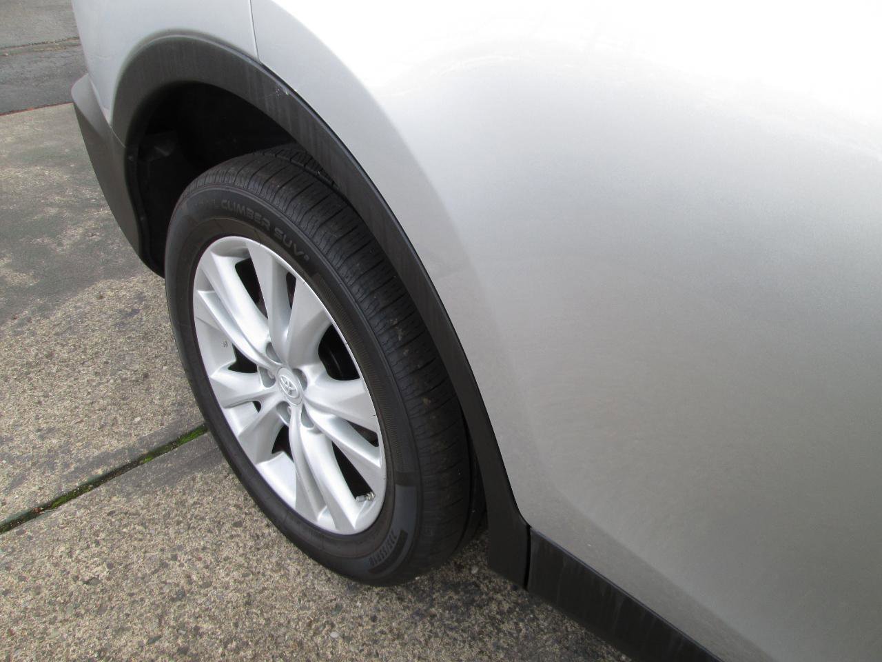 Used 2013 Toyota RAV4 Limited image 30