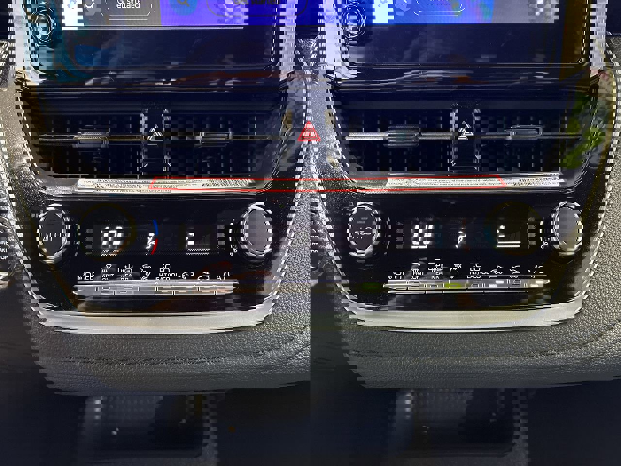 Certified 2025 Toyota Corolla SE image 20