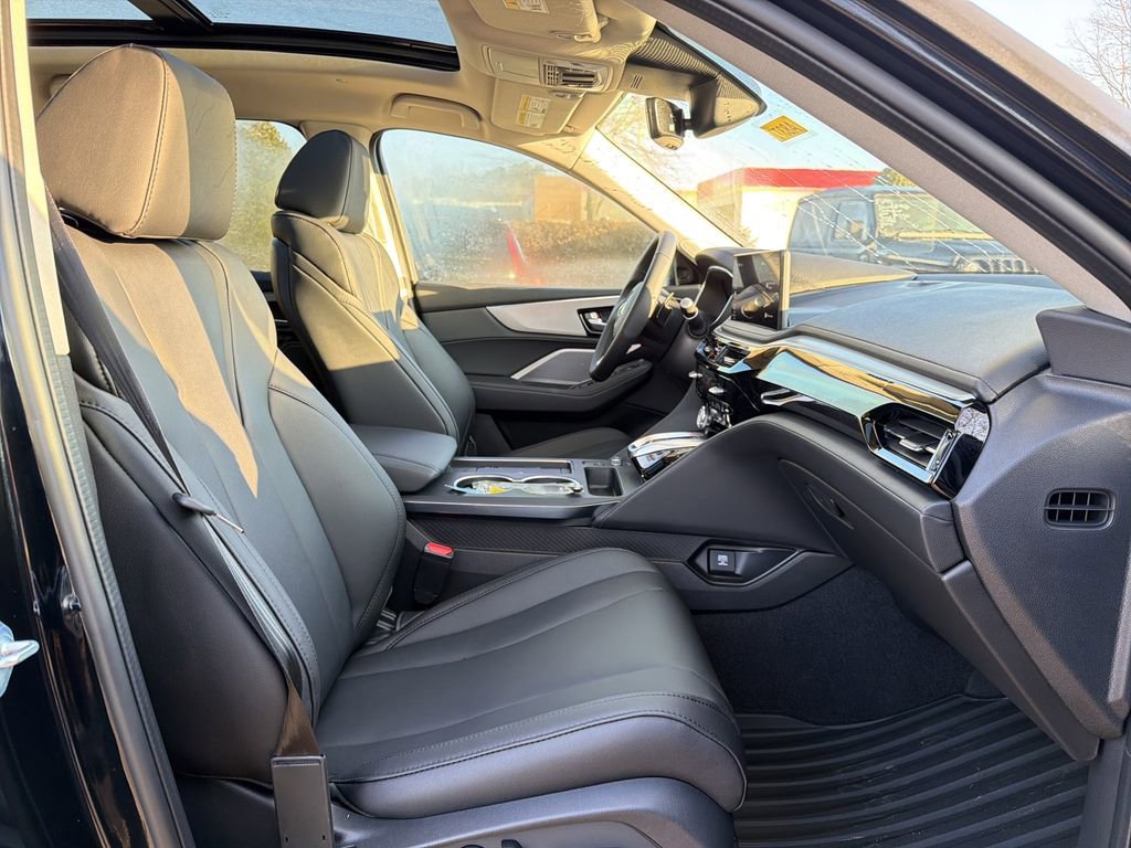 New 2026 Acura MDX SH-AWD image 22