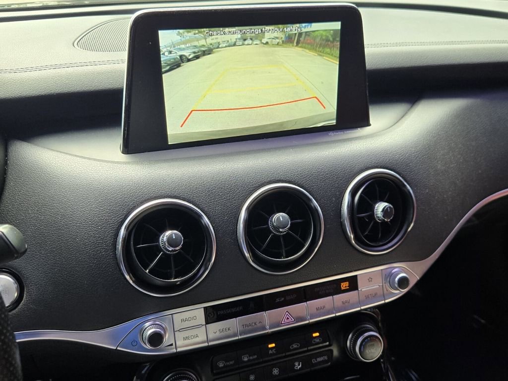 Used 2020 Kia Stinger GT-Line w/ Sun & Sound Package AWD/4WD image 22