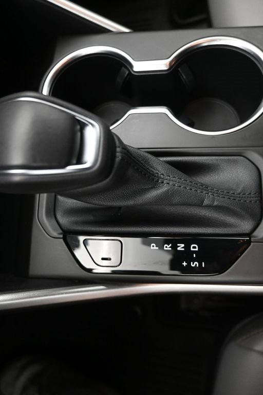 Used 2023 Toyota Highlander Bronze Edition image 16