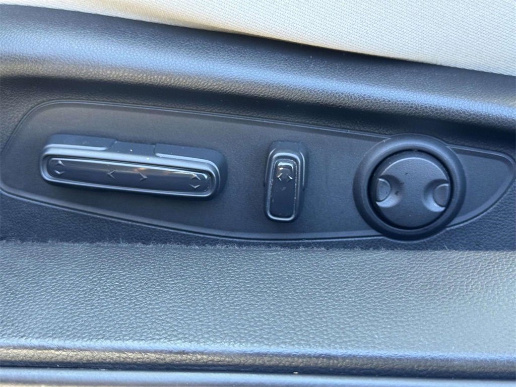 Certified 2023 Honda Accord EX image 18