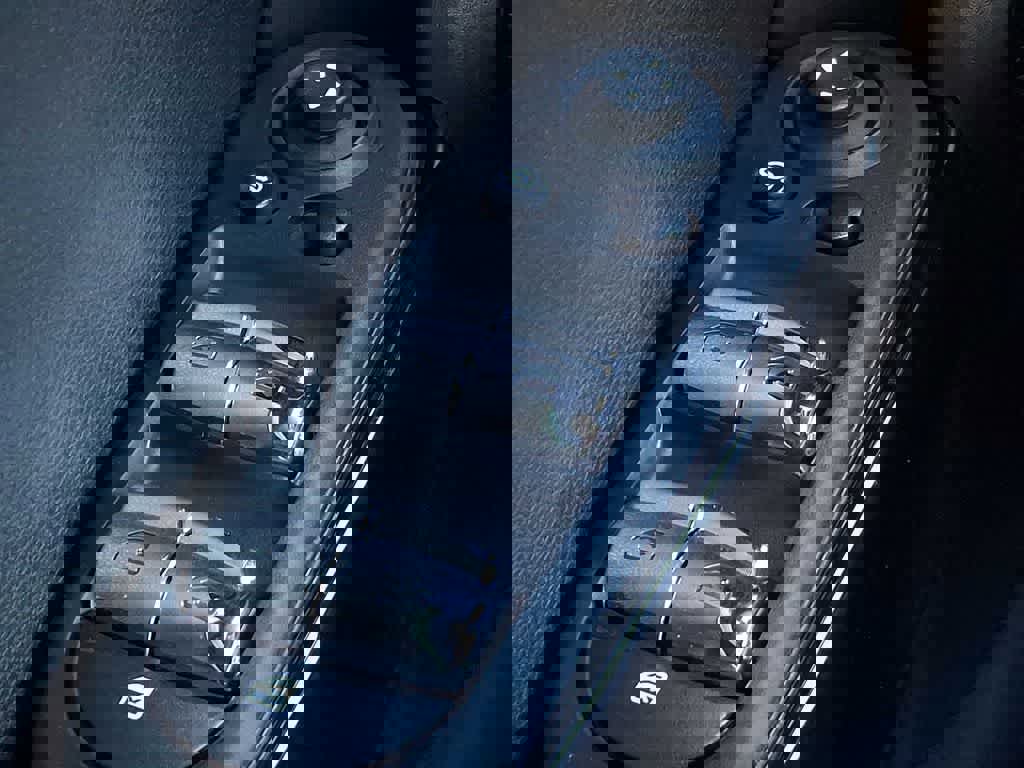 Certified 2024 MINI Cooper S FWD image 24