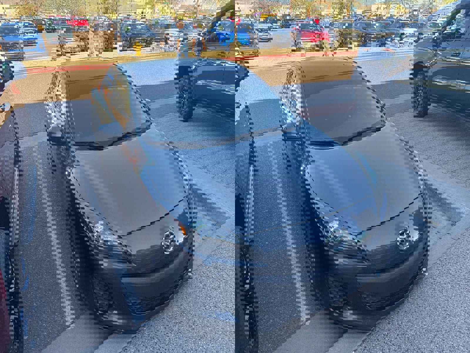 Used 2012 MAZDA MAZDA3 i Touring image 2