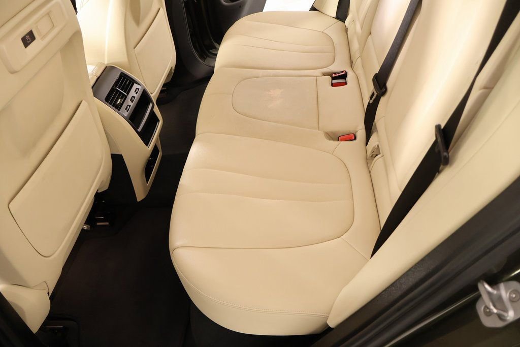 Used 2021 BMW X5 xDrive45e w/ Parking Assistance Package image 14