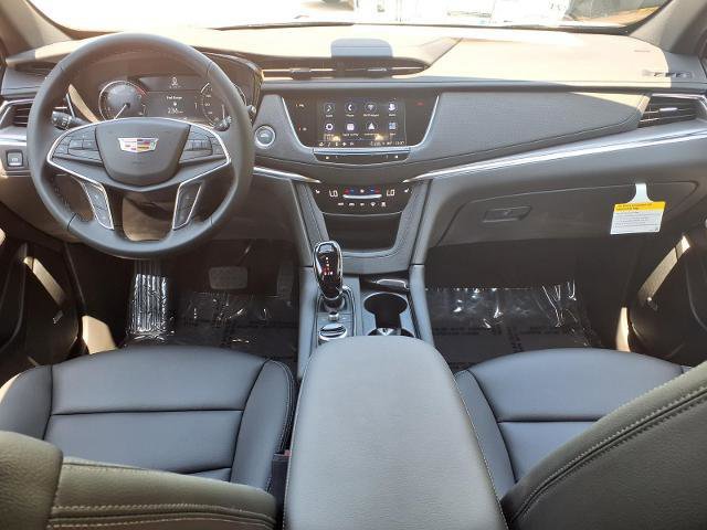 New 2026 Cadillac XT5 Luxury AWD/4WD image 11