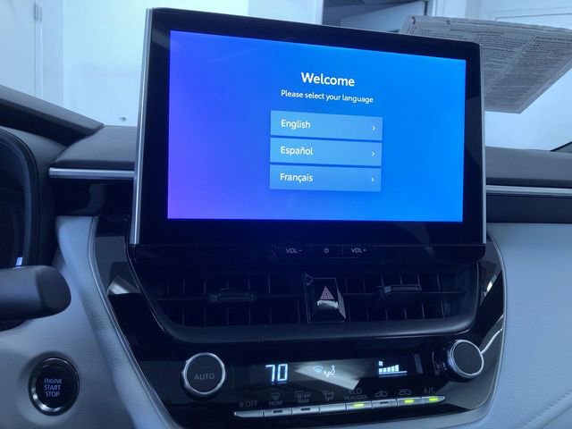 Certified 2025 Toyota Corolla SE w/ SE Premium Package image 27