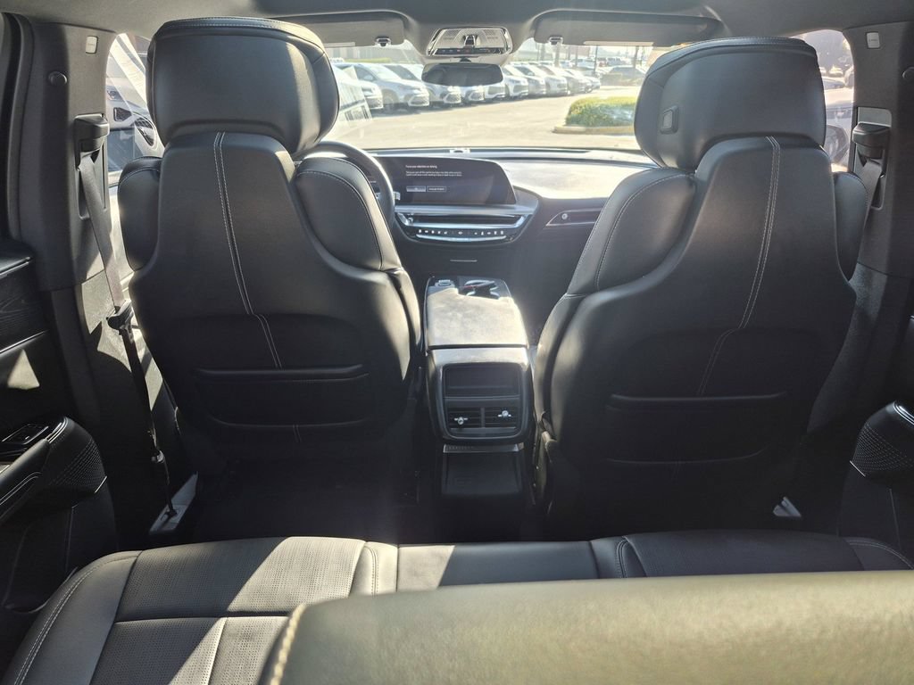 Used 2024 Cadillac Lyriq Sport RWD image 11