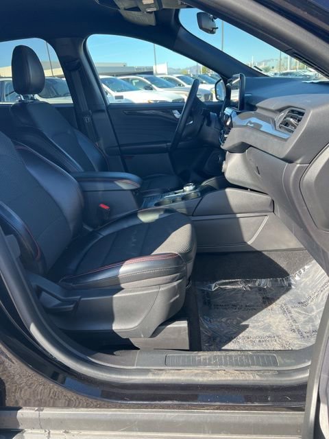 Used 2023 Ford Escape ST-Line image 32