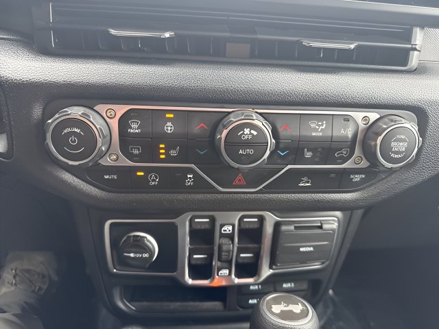 Used 2025 Jeep Wrangler Unlimited Sport AWD/4WD image 23