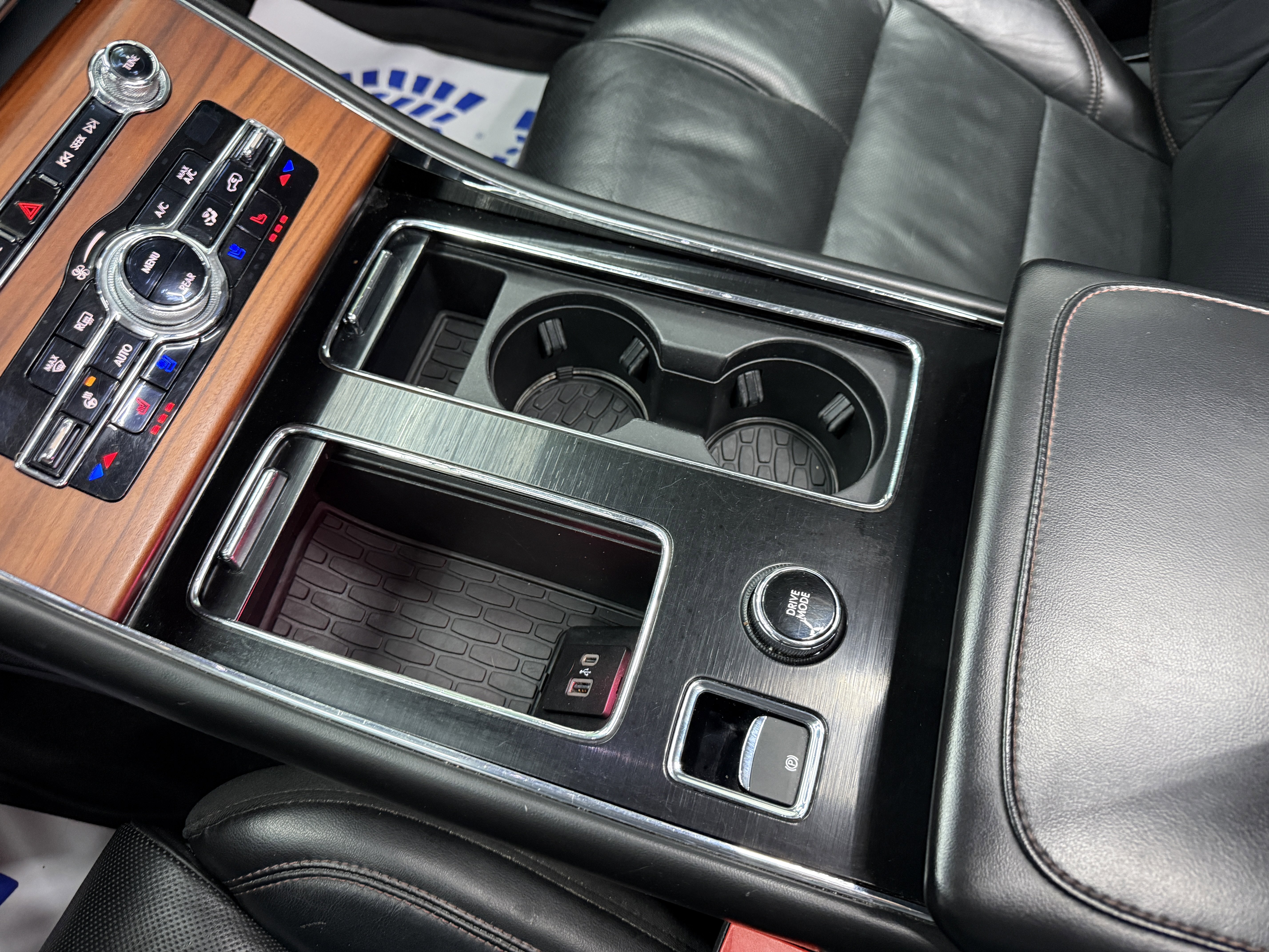 Used 2020 Lincoln Aviator Reserve w/ Equipment Group 201A image 20