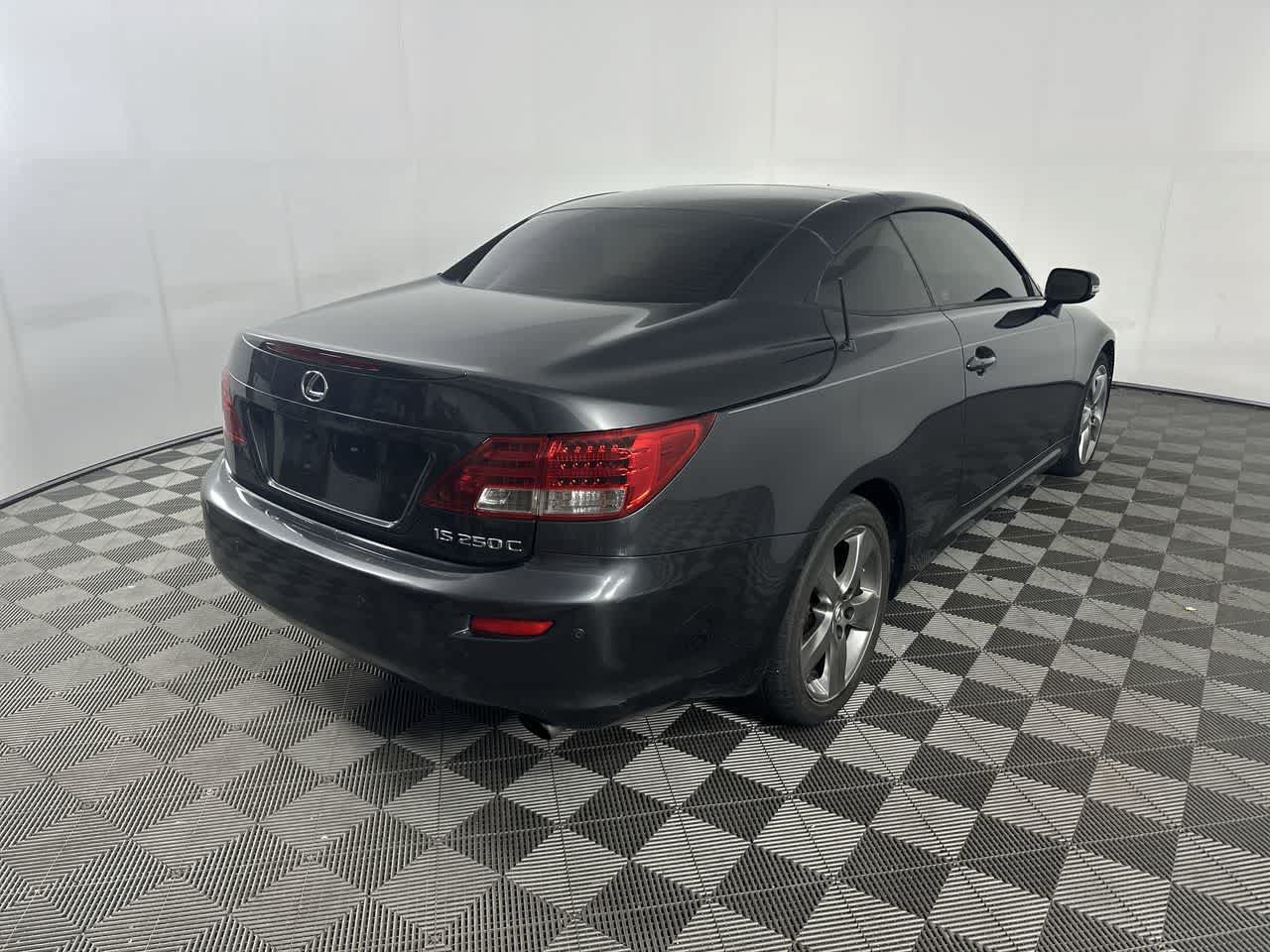 Used 2011 Lexus IS 250C w/ Luxury Pkg RWD image 8