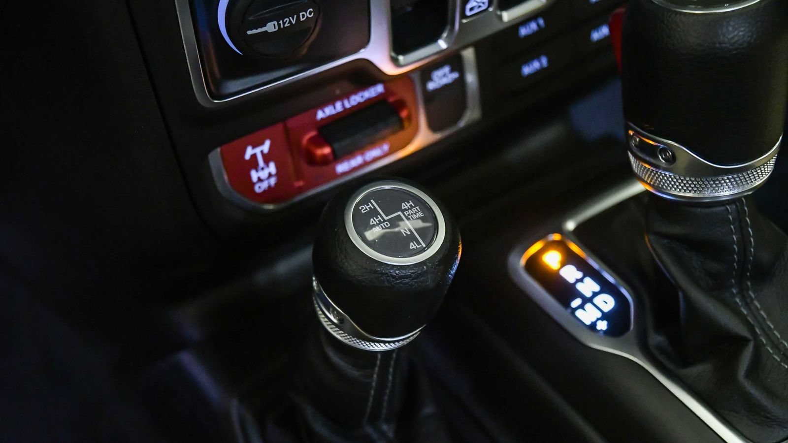 Used 2025 Jeep Wrangler Unlimited Sport S 4xe AWD/4WD image 21