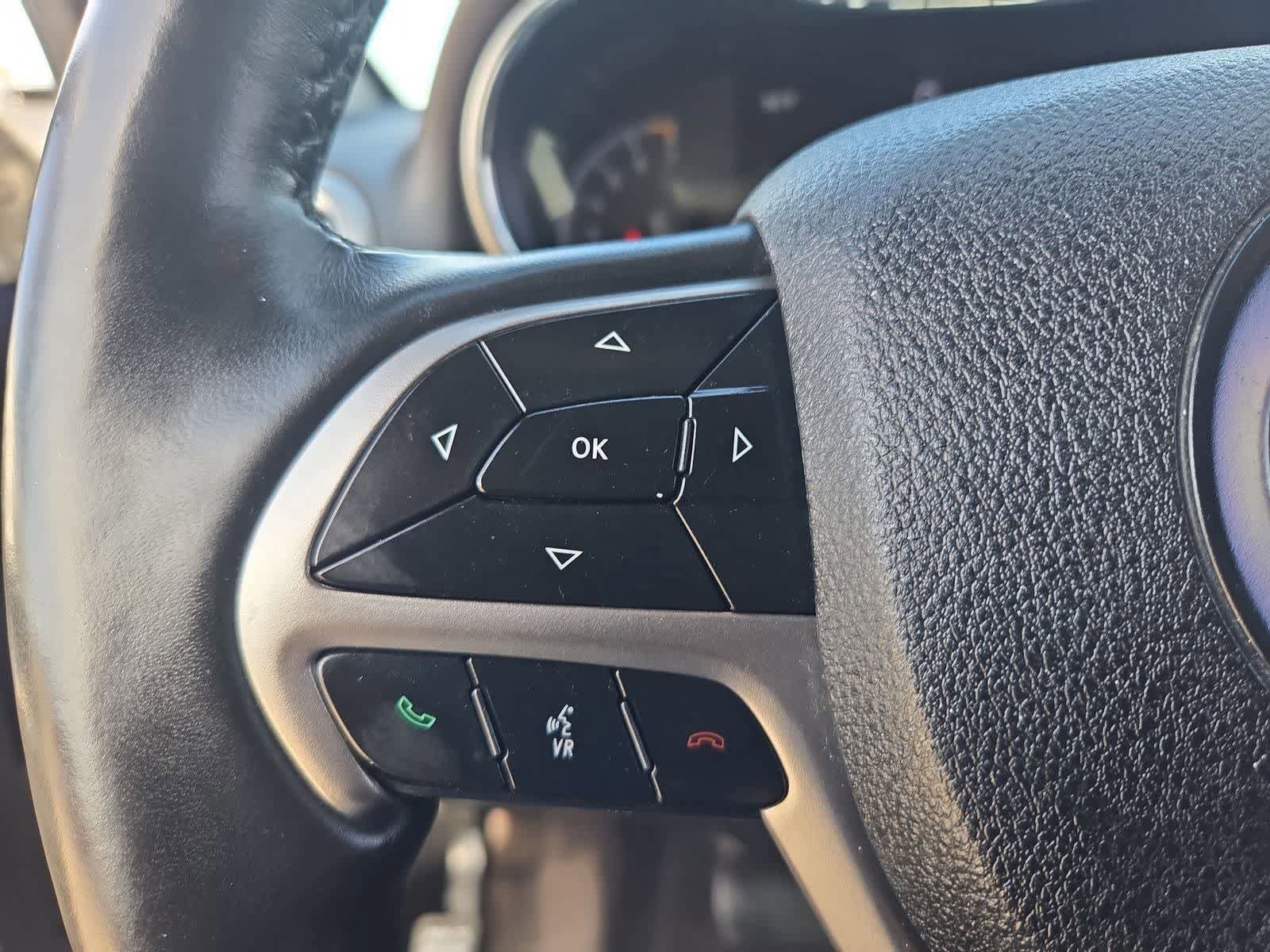 Used 2018 Jeep Grand Cherokee Limited AWD/4WD image 22