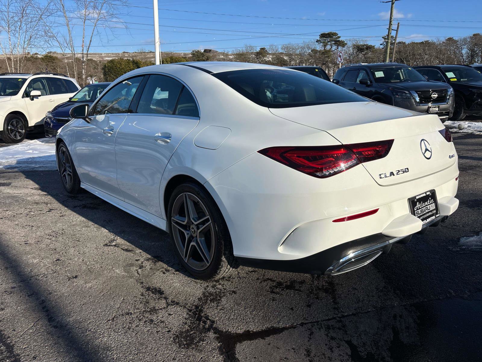 Used 2022 Mercedes-Benz CLA 250 4MATIC image 4