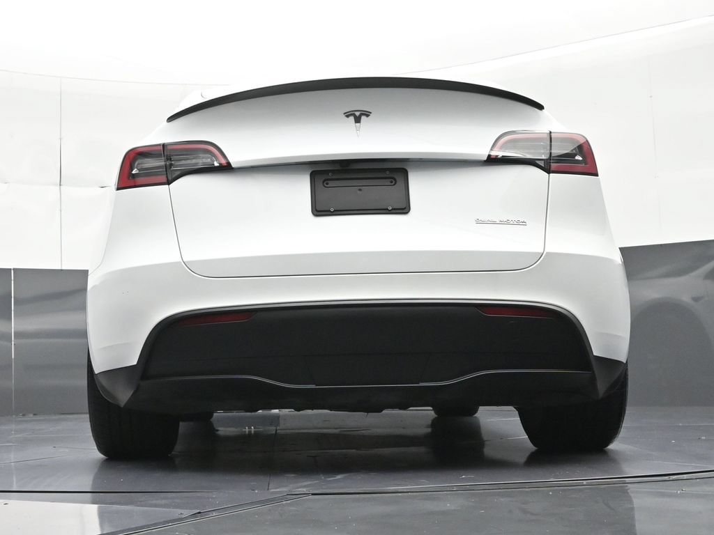 Used 2023 Tesla Model Y Performance AWD/4WD image 23