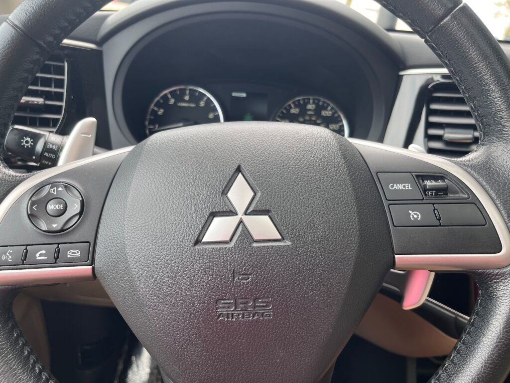 Used 2014 Mitsubishi Outlander GT image 15