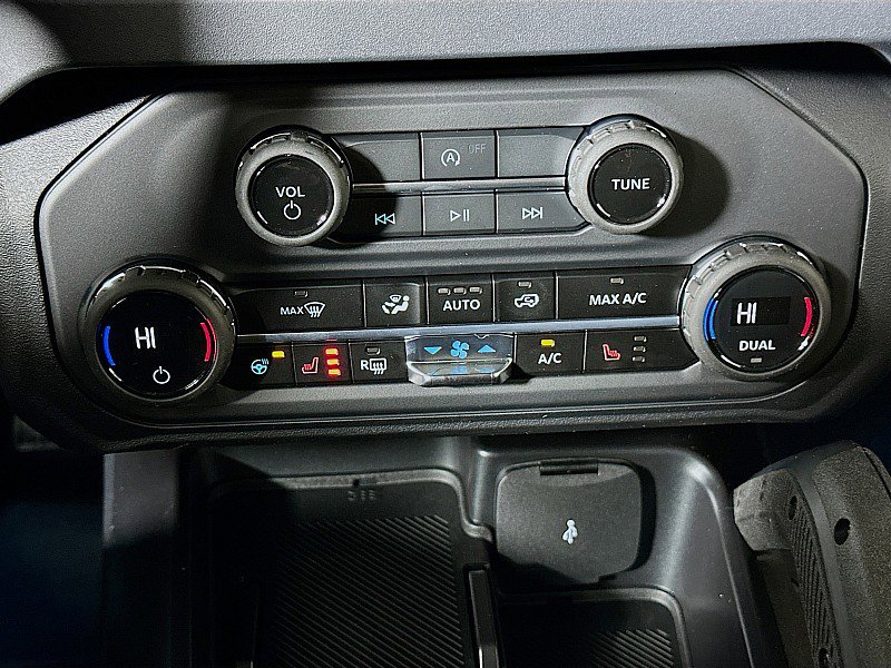 New 2025 Ford Bronco Badlands w/ Sasquatch Package image 16