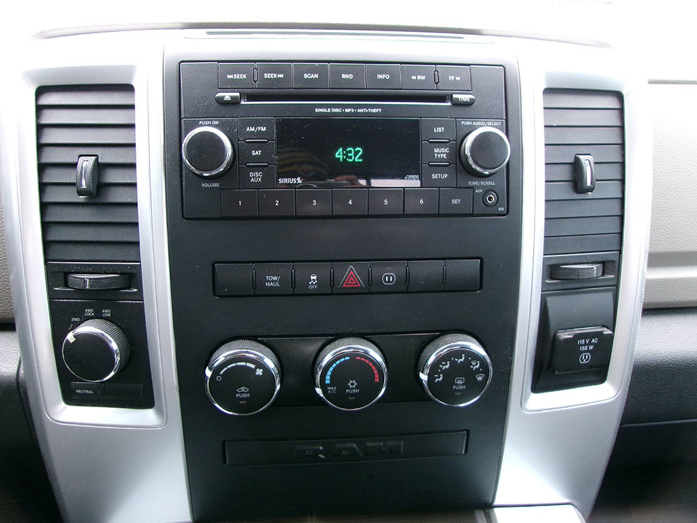 Used 2012 RAM 1500 Classic SLT w/ Popular Equipment Group AWD/4WD image 16