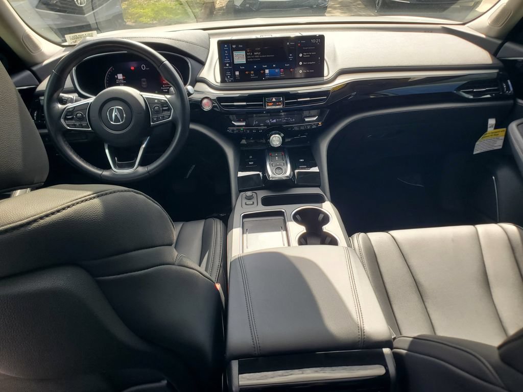 Used 2025 Acura MDX FWD image 10