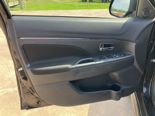 Used 2024 Mitsubishi Outlander Sport ES AWD/4WD image 16